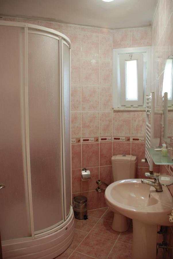 Shila Doert Mevsim Tatil Koyu Hotel Şile Luaran gambar